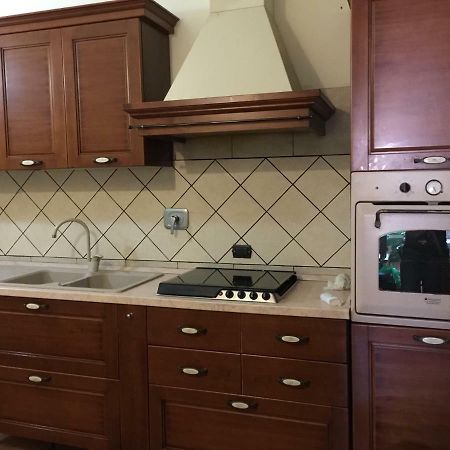 Mancini Michela Alloggio Uso Turistico Apartment อาชิเลีย ภายนอก รูปภาพ